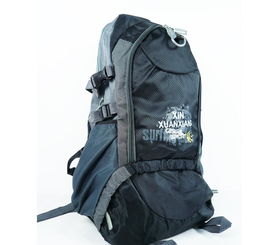 厂家直销特价新款时尚休闲登山包 一包多能的性价比之选